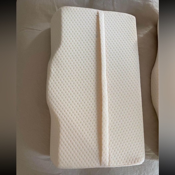 NEW ORTOTEX Chiropractic Pillows (set of 2) - Picture 8 of 10